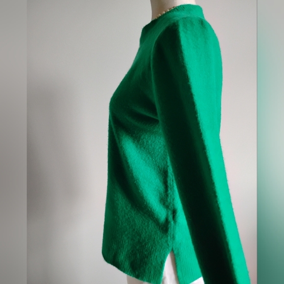 J. Crew Factory Extra Soft Crew Neck Sweater Bright Green Colorful Cozy Size XS - Picture 5 of 13